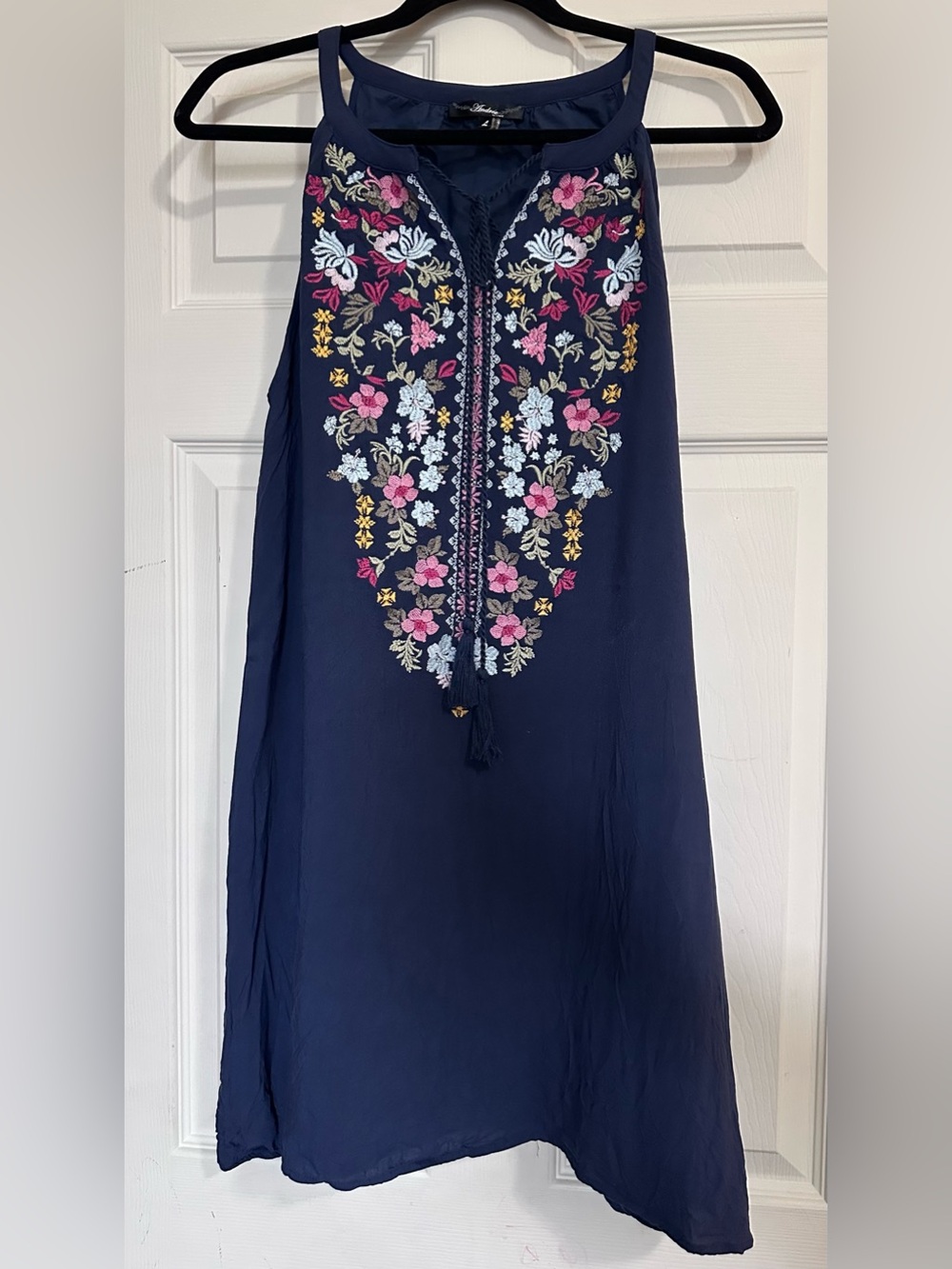 3 Listings 15$! Women’s Embroidered Dress